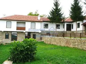 Bulgarian property with big garden 15 km from Veliko Tarnovo
