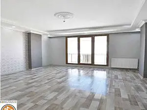 3+2 Duplex apartment for sale in Beylikduzu Istanbul