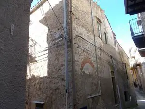 sh 702 town house, Caccamo, Sicily