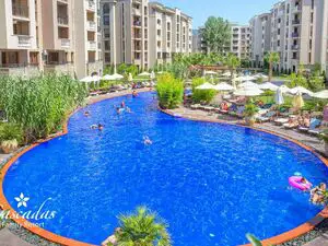 Pool View 1 bedroom apartment in Cascadas Family Resort