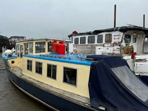 Historic Admirals Barge - Lelahne    £29995