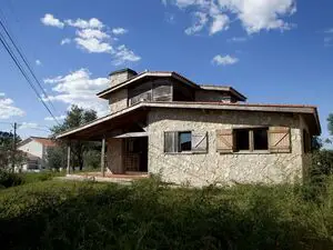 3 BEDROOM VILLA WITH LAND IN PUSSOS, ALVAIÁZERE