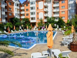 Furnished 2-bedroom apartment with pool view, Sea Diamond 