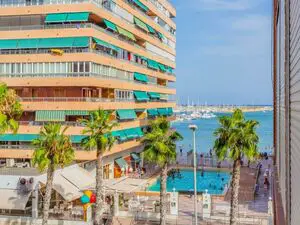 Property in Spain. Apartment with see views in Torrevieja