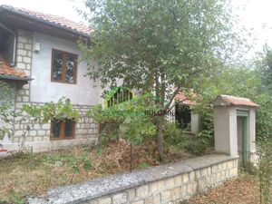 Two-storey house, 35 minutes to Varna