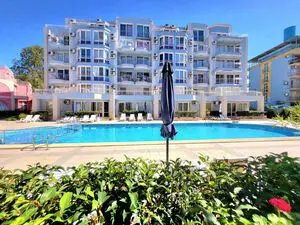 Big apartment with 2 Bedrooms and Pool view in Sunny Dream