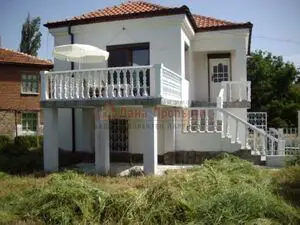 Renovated two-storey 120m2 house near Sredets Town with 1200