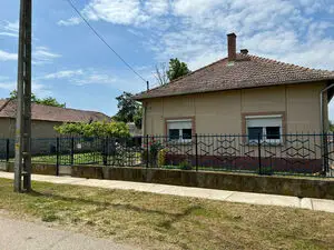 House for sale in Dóc village, next to the city of Szeged