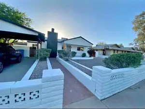 Adorable 2 bedrooms 2 baths house for rent in Tempe