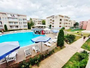 TOP offer for beautifully furnished studio with pool view!