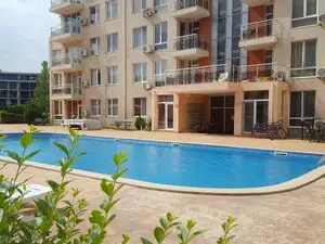 WELL FURNISHED ONE BEDROOM APARTMENT 500 M FROM THE BEACH!