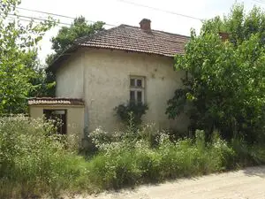  Rural property with big plot of land located in a village 5