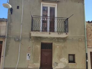 sh 758 town house, Caccamo, Sicily
