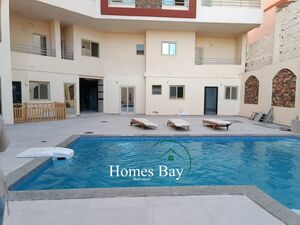Cozy 1 bedroom apartment with shared pool and beach accross 