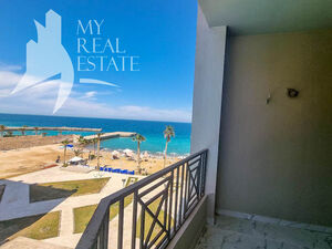 Sea and pool view 1 bed for sale in Juliana Beach Resort