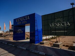 Luxury 1-Bedroom Apartment in Venecia Red Sea Resort