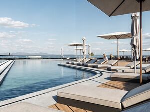 Apartment two bedroom 85m Sea & Pool View