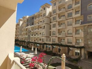 Pool View Studio in Florenza Khamsin - Great Investment 