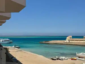 Beachfront 1-Bedroom Apartment With Installments 