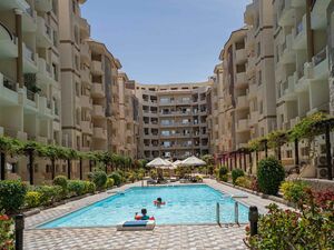 Pool-View Studio 37 m² in Downtown Hurghada