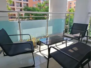 Privet maintained building 