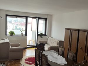 I am selling an apartment in the very center of Petrovac na 