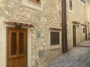 sh 832 town house, Caccamo, Sicily