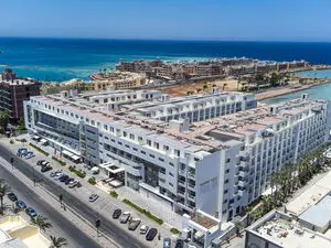 Ready 53 m² Studio with Private Beach – 30% Down