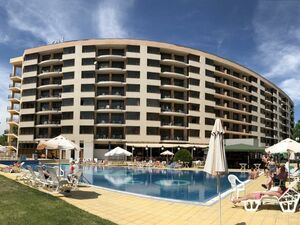 Spacious 1-Bedroom apartment in Poseidon, Sunny Beach