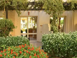 Florenza Khamsin-2 bedroom Luxury Apartment with Pool view 