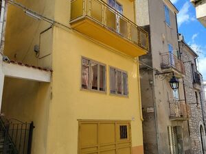 Townhouse for sale in Monteroduni - Ref.: AG188