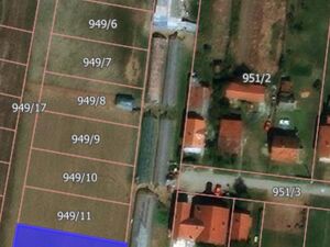 Plots for sale in Petrovcic-Surcin