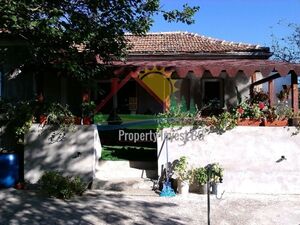 Move-in ready property 120 sq.m., 3 bedrooms, Plot 900m², 15