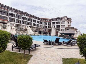 1-Bedroom Apartment with Big Veranda | Vineyards Resort