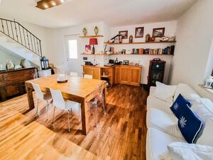 There's a picnic area and guests have access to free Wifi