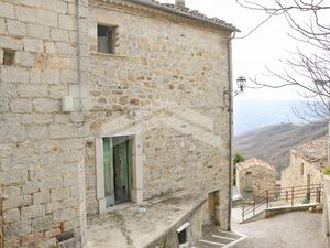Townhouse for sale in Castelbottaccio - Ref.: AG150