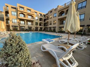 Studio with private garden immediate delivery