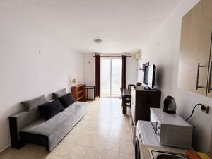 Cozy Studio with Pool View | Sunny Day 3, Sunny Beach