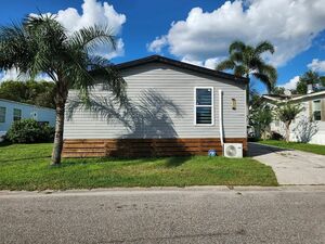 3 bedrooms and 2 bathrooms home