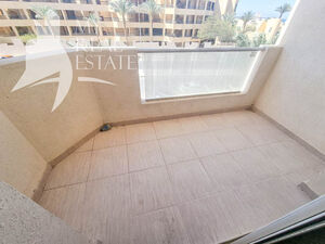 Sea view studio in Florenza Khamsin