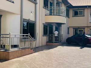 EXECUTIVE 45-BEDROOM HOUSE TO LET@TESANO