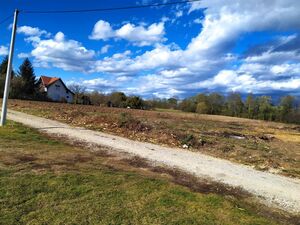 Land for sale in Cacak-Moisinje