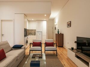 Spacious Accommodations: Batalha Boutique Apartment in Porto