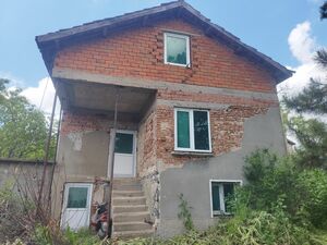 Two-storey solid house for sale with a large yard of 2045sqm