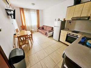 2-Bedroom Apartment with Pool View Sunny Day 3, Sunny Beach