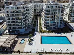 Apartment 54m Private Beach Access green contract Immediate 