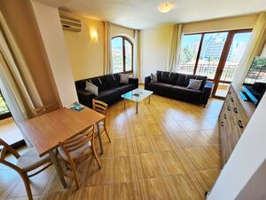 1-Bedroom Apartment with 2 Terraces | Golden Dreams