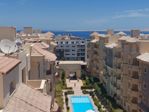 1 Bedroom Penthouse with Sea & Pool View - Florenza 50 