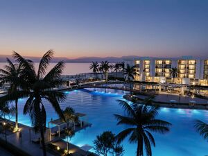 Riva Beachfront Stylish Studio Apartment 