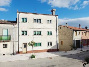 Three flats for the price of one in Castelbottaccio